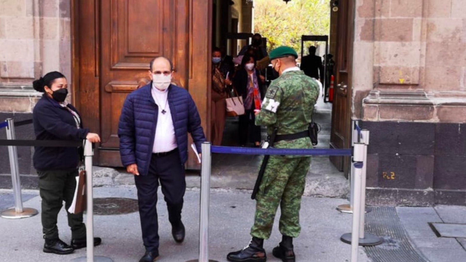 Padre Solalinde visita Palacio Nacional; asegura que no se reunió con López Obrador