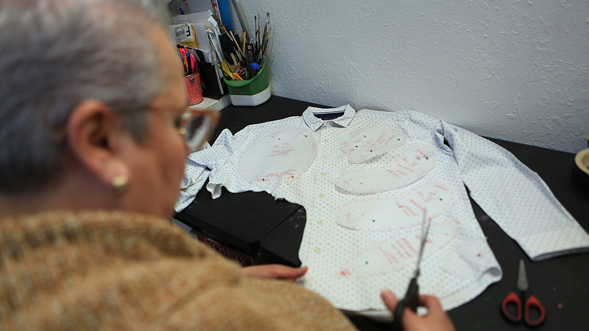 Un peluche con ropa de fallecidos por COVID-19 para soportar el duelo en México - patrones-para-confeccionar-osos-de-peluche-con-ropa-de-personas-que-ya-murieron