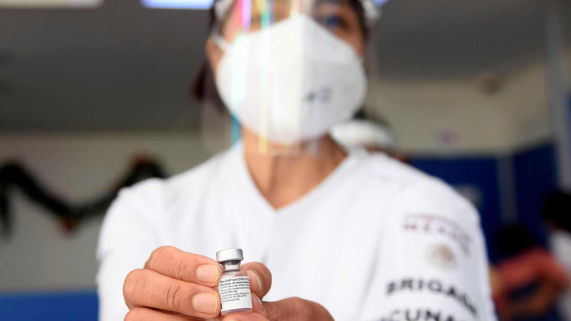 Crimen organizado hace negocio en México con vacuna apócrifa de COVID-19 Crimen organizado hace negocio en México con vacuna apócrifa de COVID-19