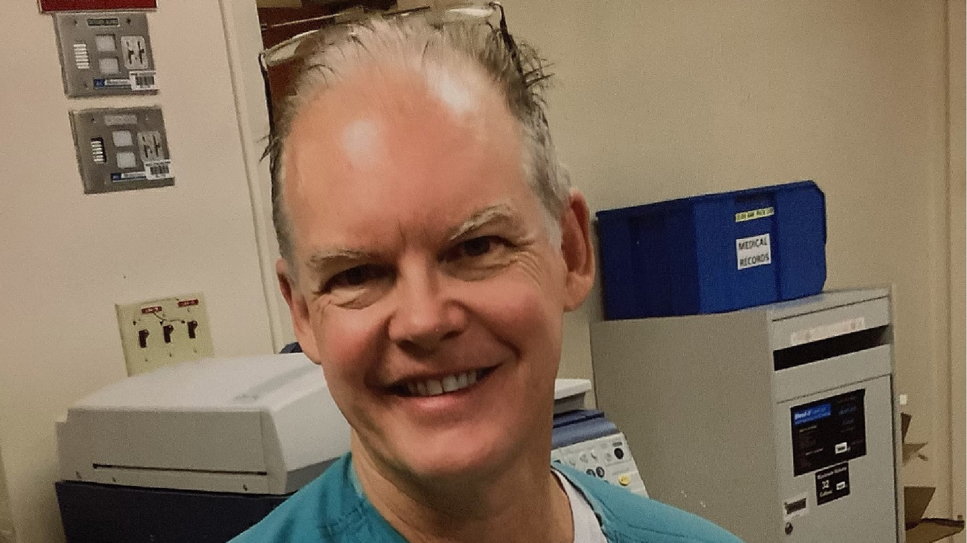 Pfizer y autoridades sanitarias investigan muerte de médico en Florida que recibió vacuna contra COVID-19