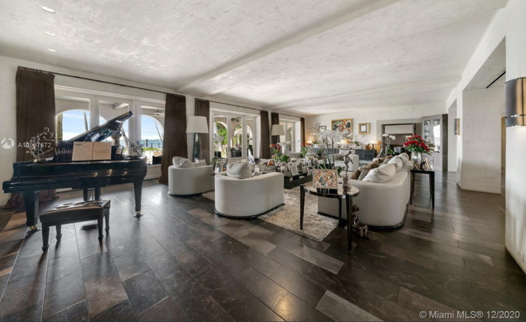 Phil Collins vende por 39 millones de dólares su mansión en Miami Beach - phil-collins-casa-miami-beach-3