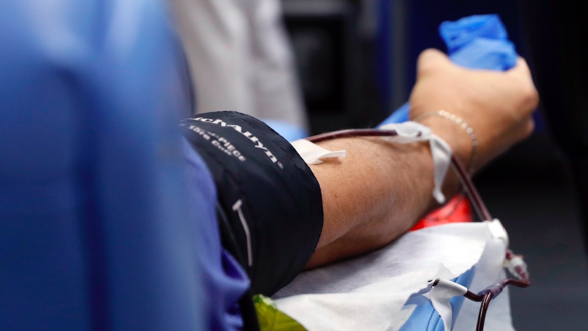 El plasma es efectivo en personas mayores de 65 años con COVID-19, revela estudio argentino