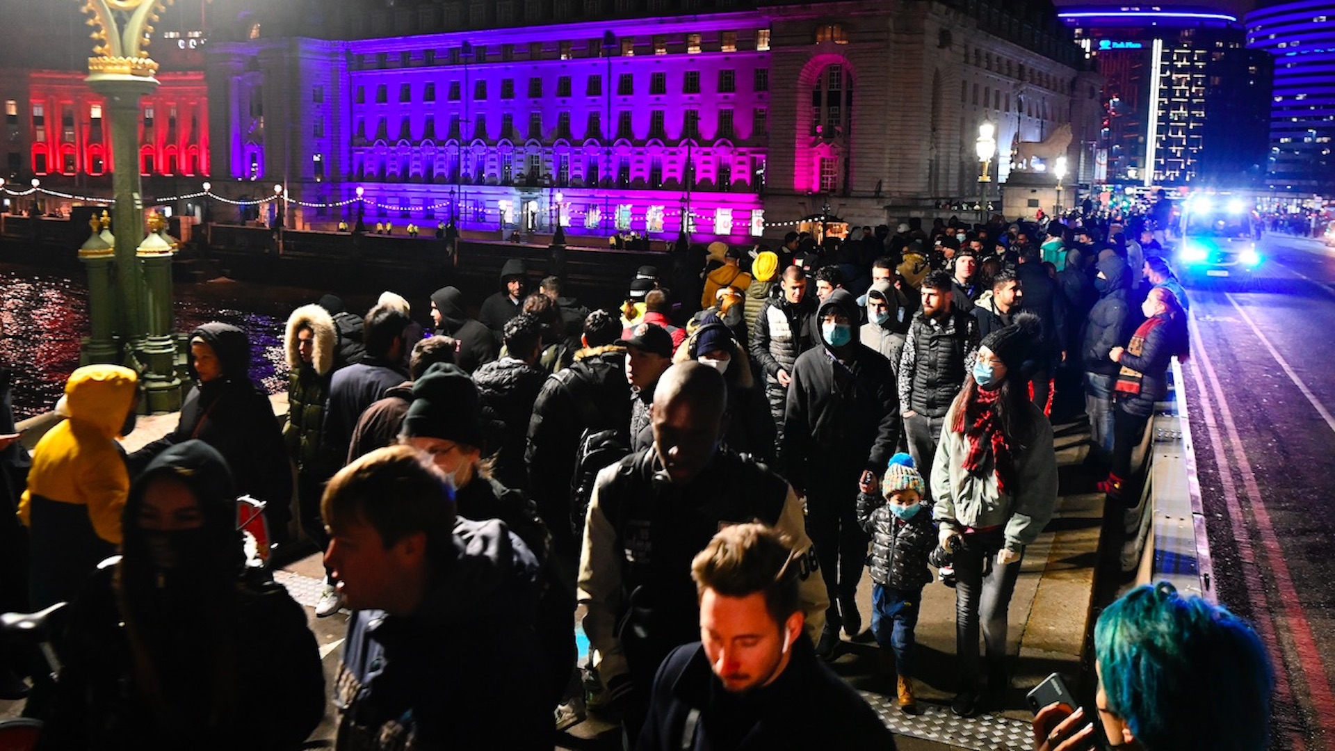 Reino Unido anticipa gran impacto de la Navidad en número de contagios de COVID-19