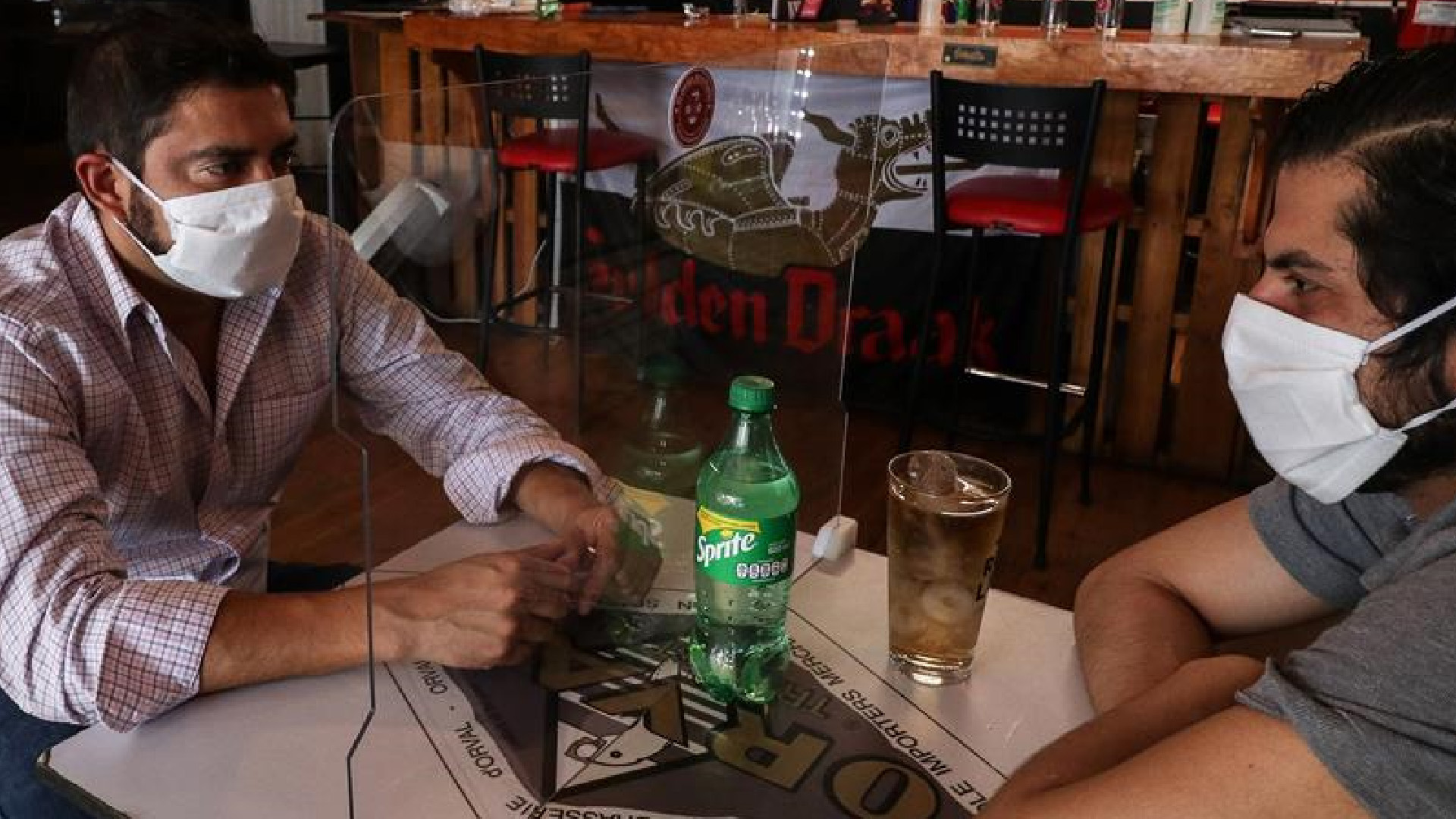 Restauranteros capitalinos logran exención de impuestos por 20 mdp