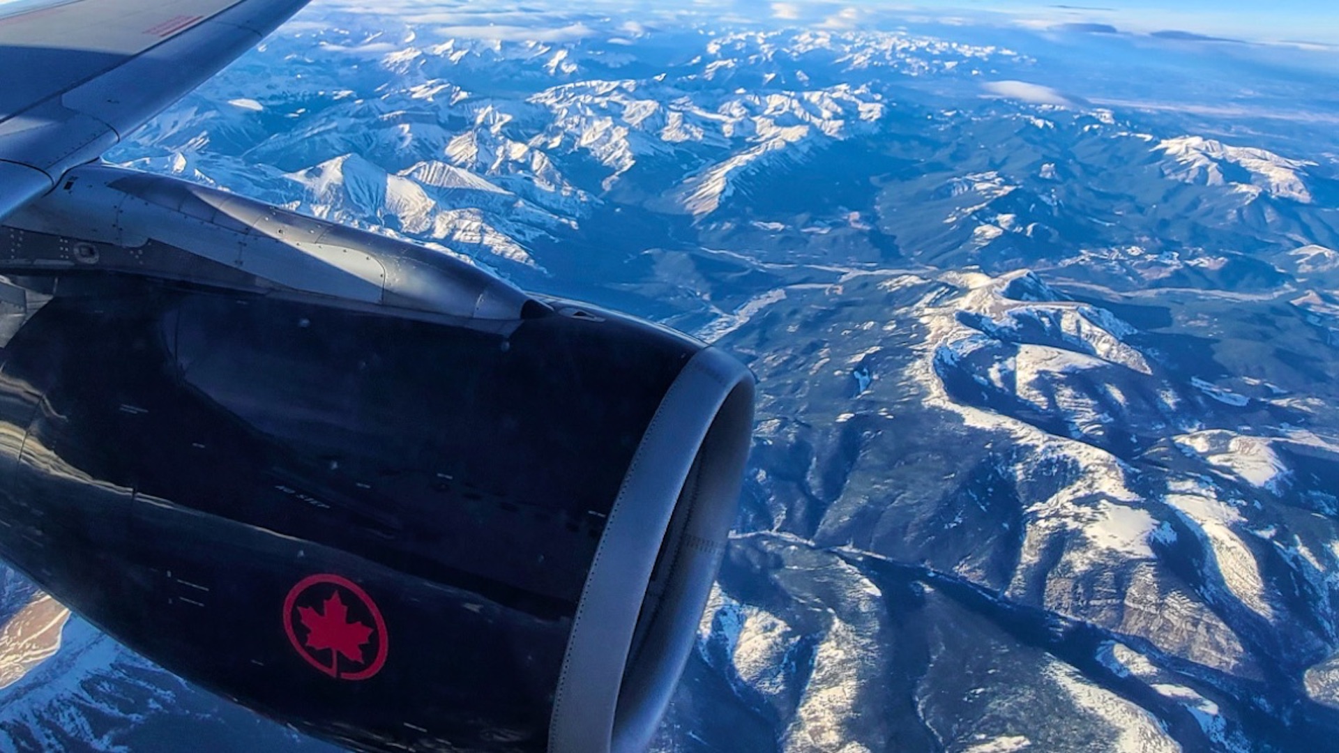 México teme crisis económica profunda tras restricciones de viajes a Canadá