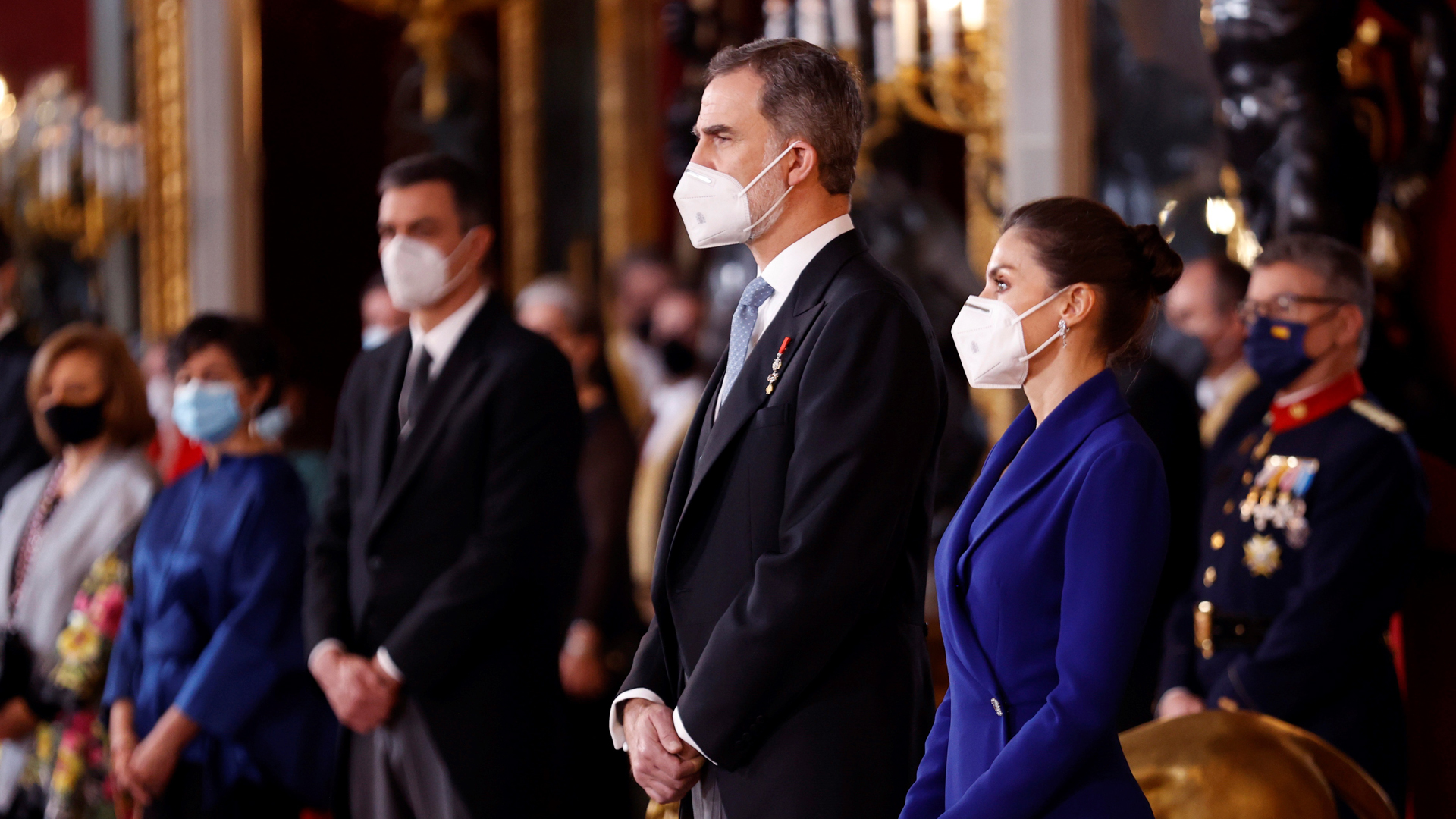 Rey de España anima a México a "realzar el pasado común" en Bicentenario de la Independencia - rey-felipe-vi-de-espana-acompanado-de-la-reina-letizia