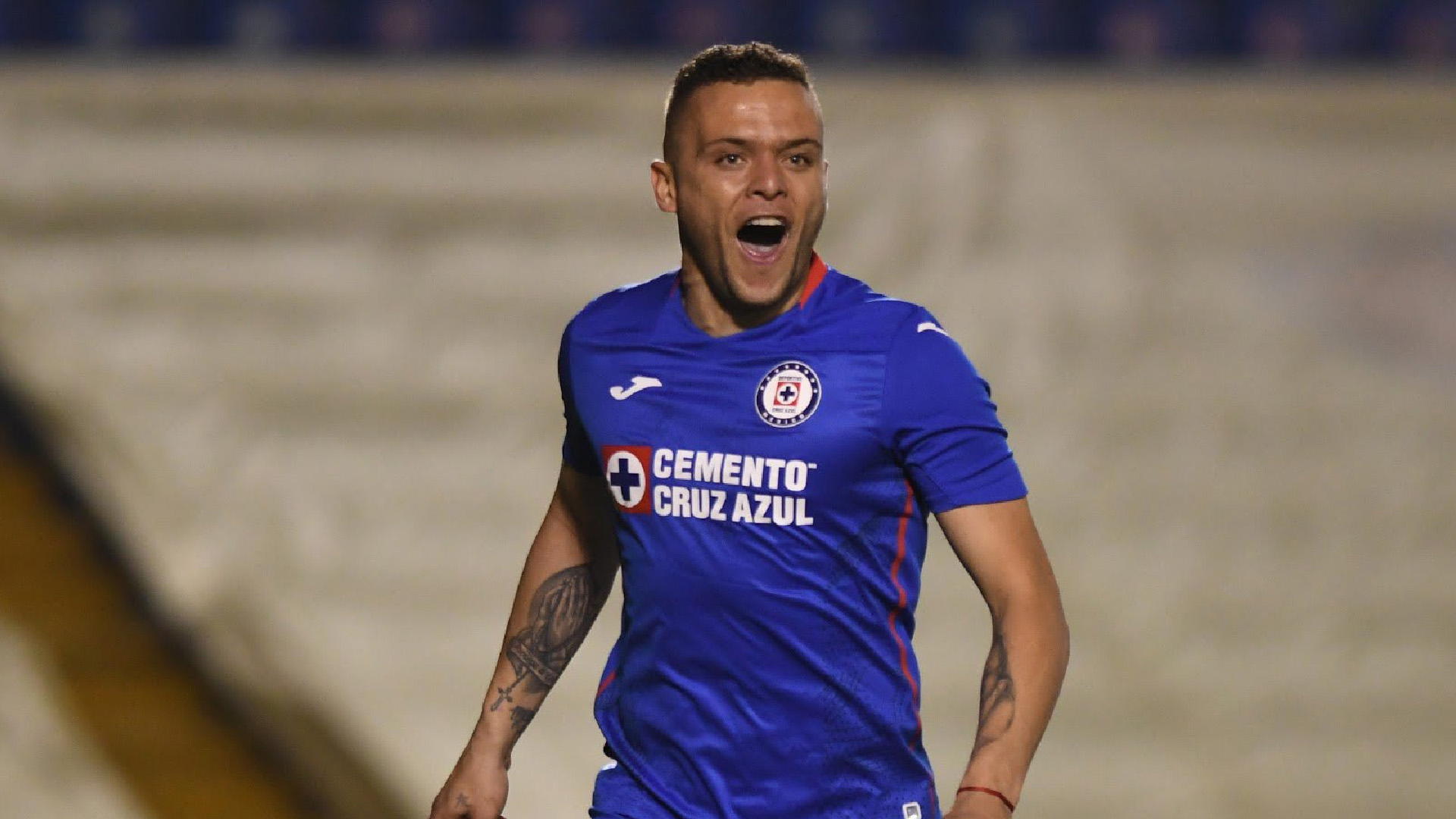 ‘Cabecita’ Rodríguez debe ganarse su regreso como titular, pide Juan Reynoso