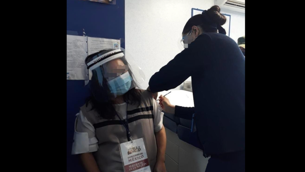 ‘Servidores de la Nación’ podrán recibir vacuna contra COVID-19; pide López-Gatell a la prensa ‘no caer en chismes’