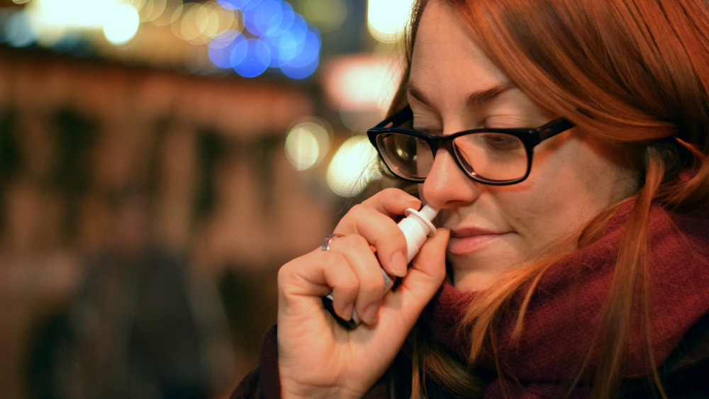 Impulsan ante FDA un spray de venta en México para combatir el COVID-19