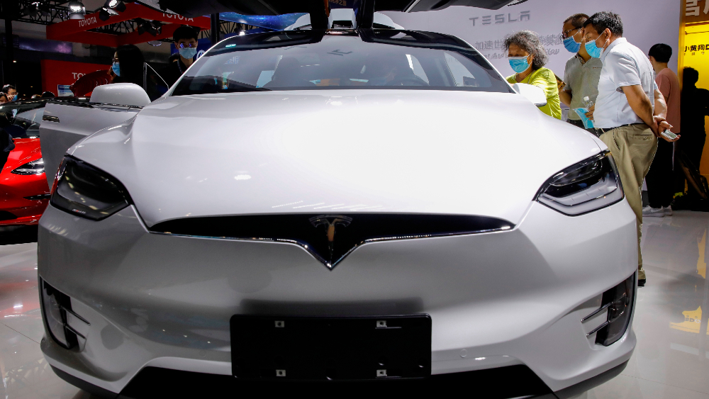 China limita uso de autos Tesla por su capacidad de grabar video del entorno - tesla