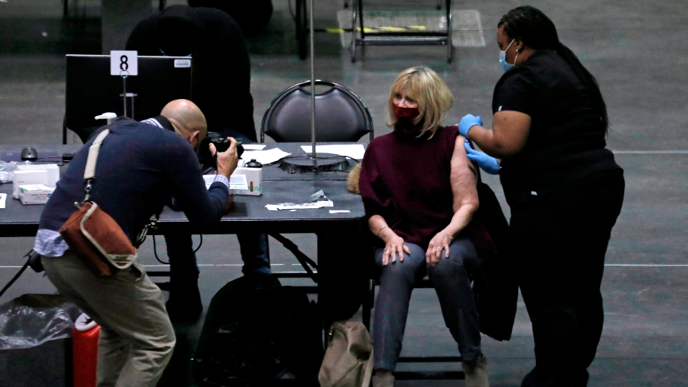 Nueva York administra el 83% de vacunas contra COVID-19 y pide más suministro ante demanda