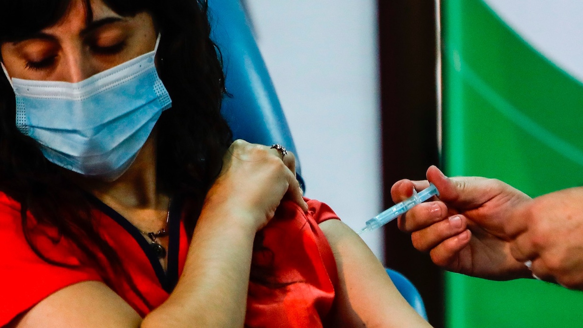 Argentina reportó 317 casos adversos entre personas vacunadas con la Sputnik V