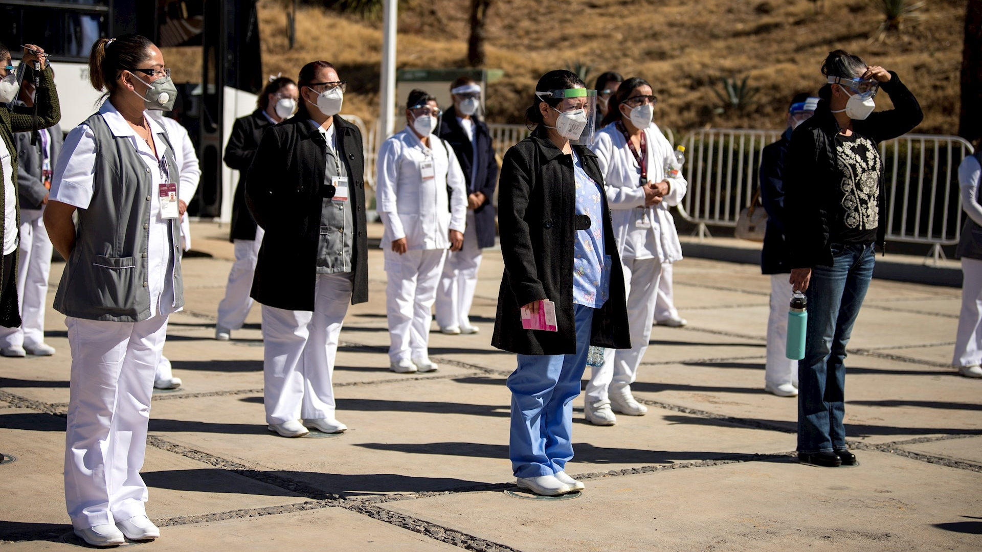 Acertado que ‘Siervos de la Nación’ participen en aplicación de vacunas contra COVID-19, afirma SSA