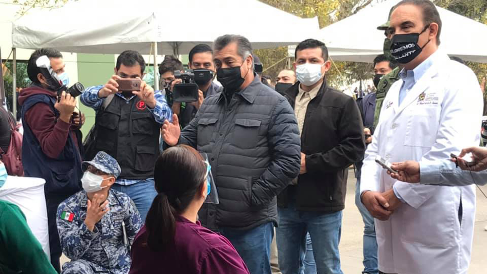 Nuevo León buscará vacuna contra COVID-19 en Rusia; analiza producción en la entidad en 2 o 3 meses