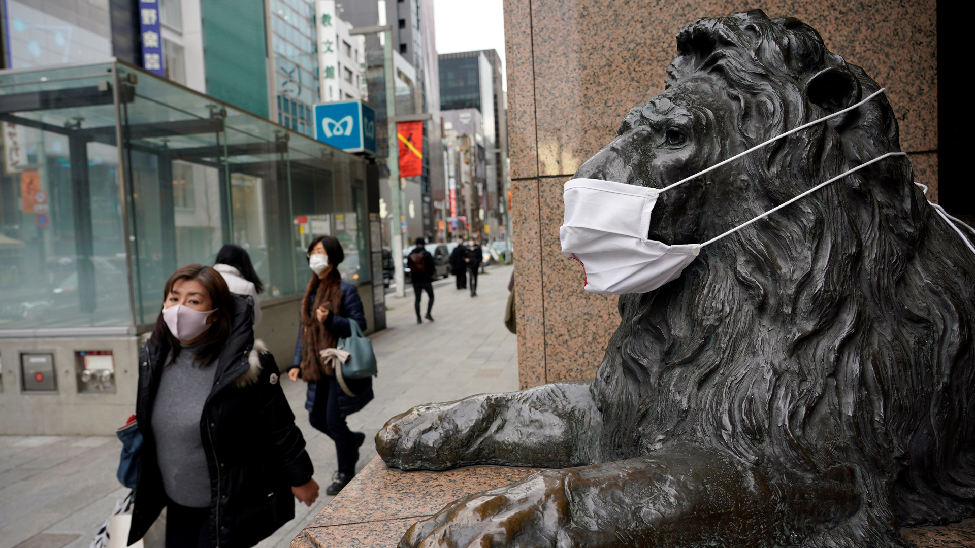 Japón amplía el estado de emergencia ante aumento de casos de COVID-19