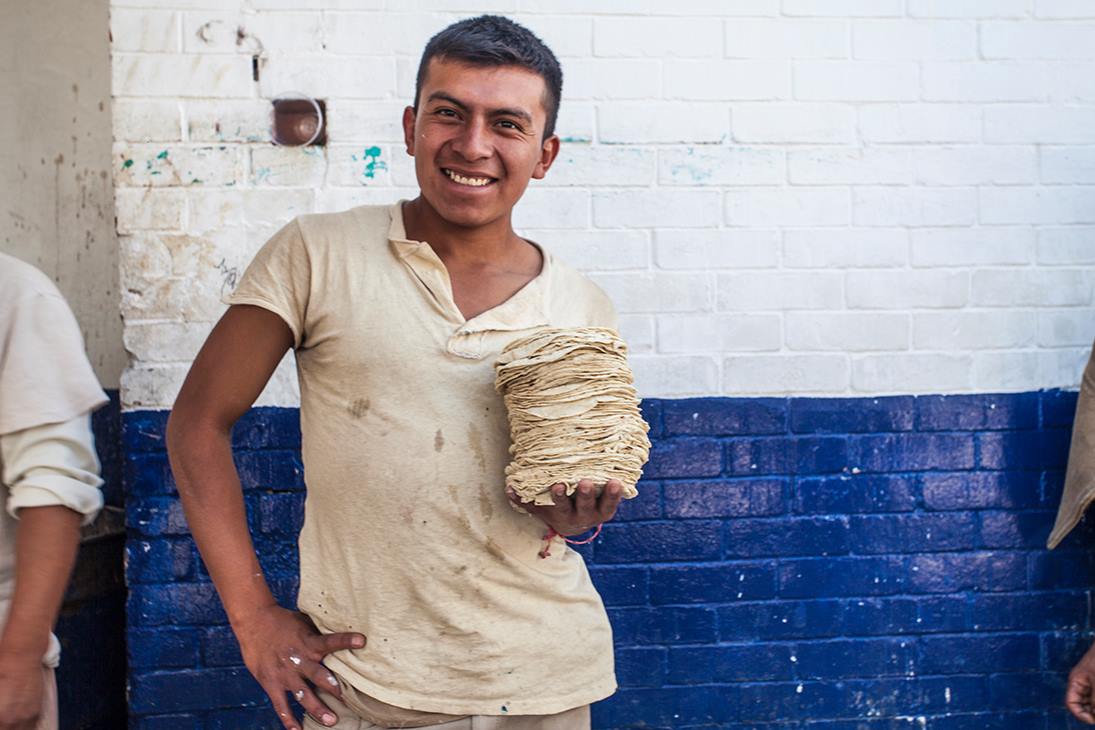 La imagen y su fuego - 1523309-10154998339270167-2750626810340672865-o