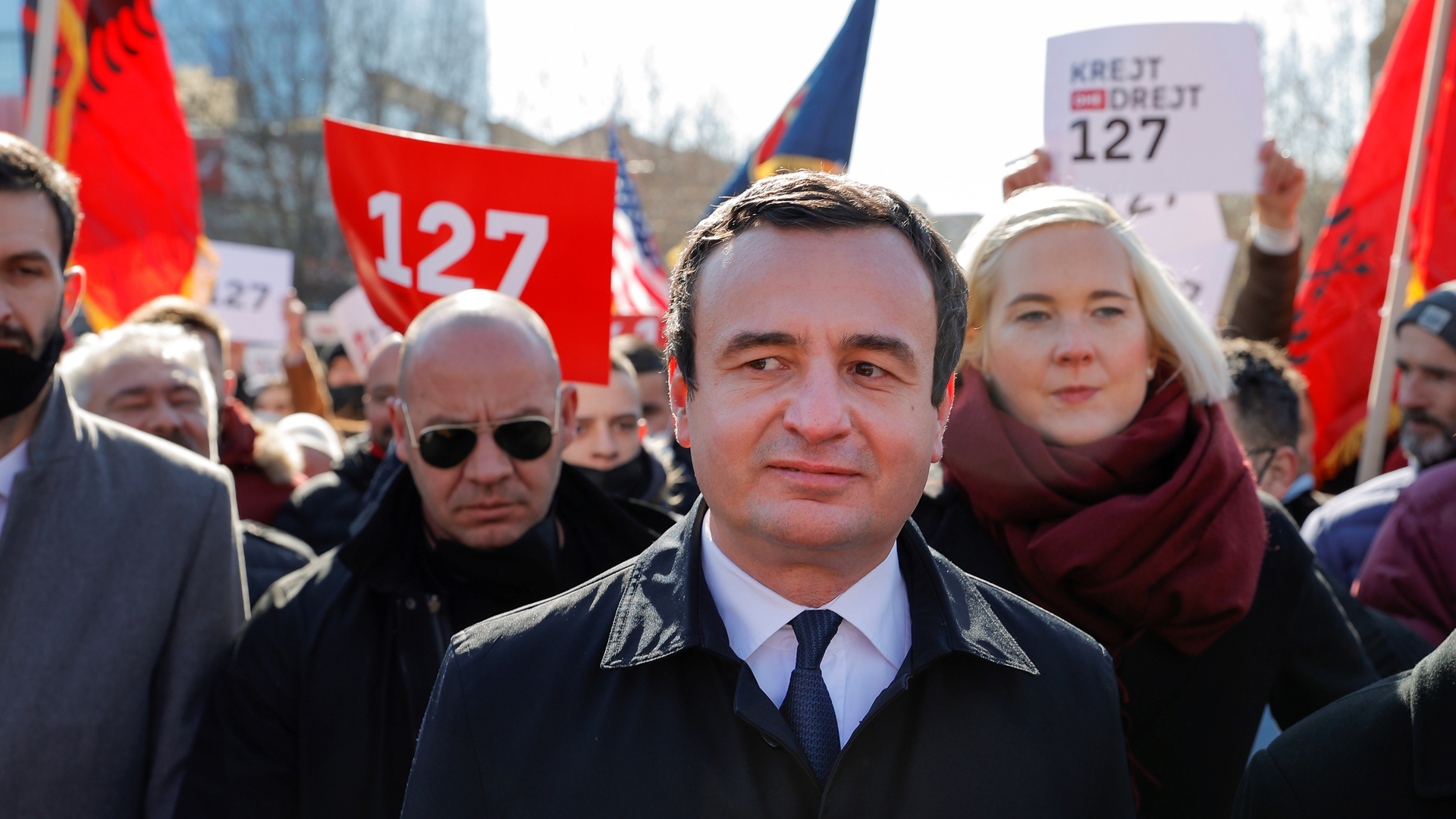 Ultranacionalistas ganan elecciones en Kosovo, según sondeo a pie de urna