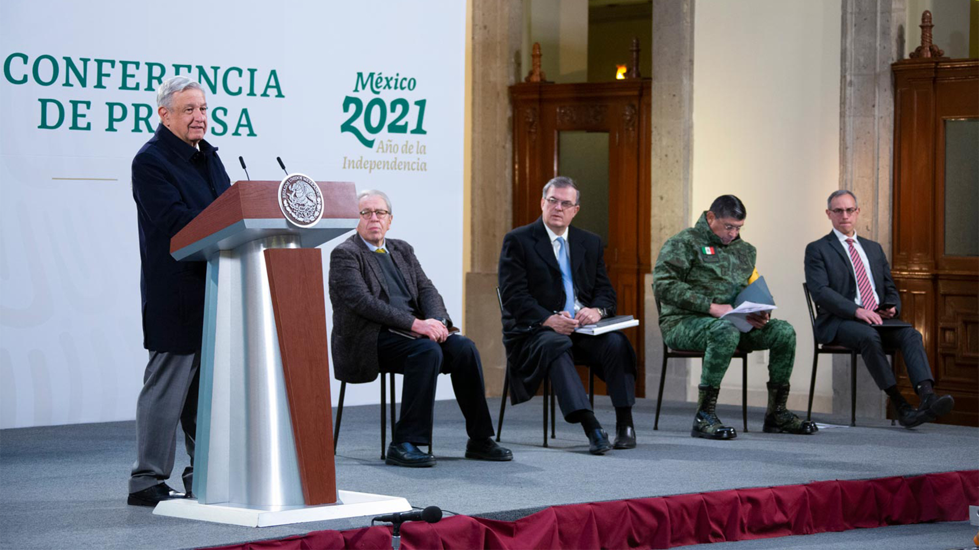 El general Luis Cresencio Sandoval, secretario de la Defensa Nacional, dio positivo a COVID-19 El general Luis Cresencio Sandoval, secretario de la Defensa Nacional, dio positivo a COVID-19