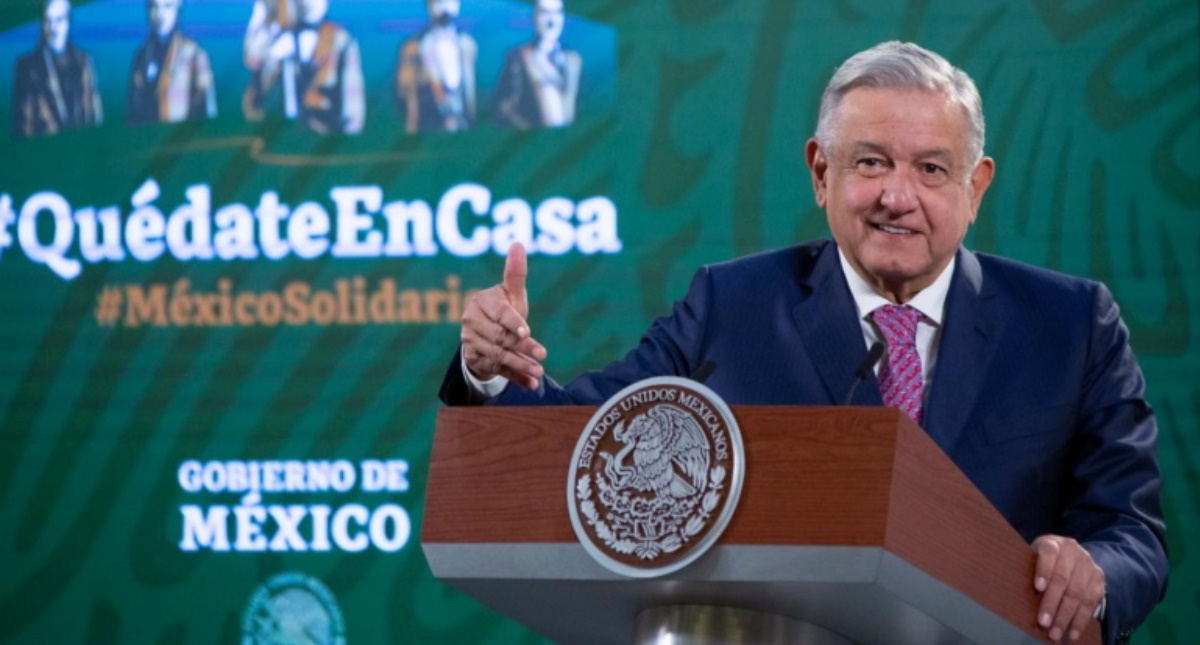 López Obrador regresa tras el COVID-19 sin mover ni un ápice su estrategia