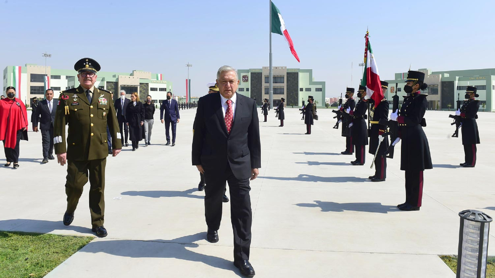 López Obrador, enamorado de las “malas ideas”, critica Financial Times