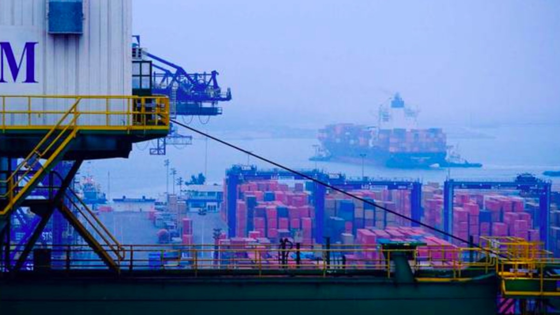 Mal tiempo impide descarga de más de 45 mil toneladas de gas natural en el sur de Tamaulipas