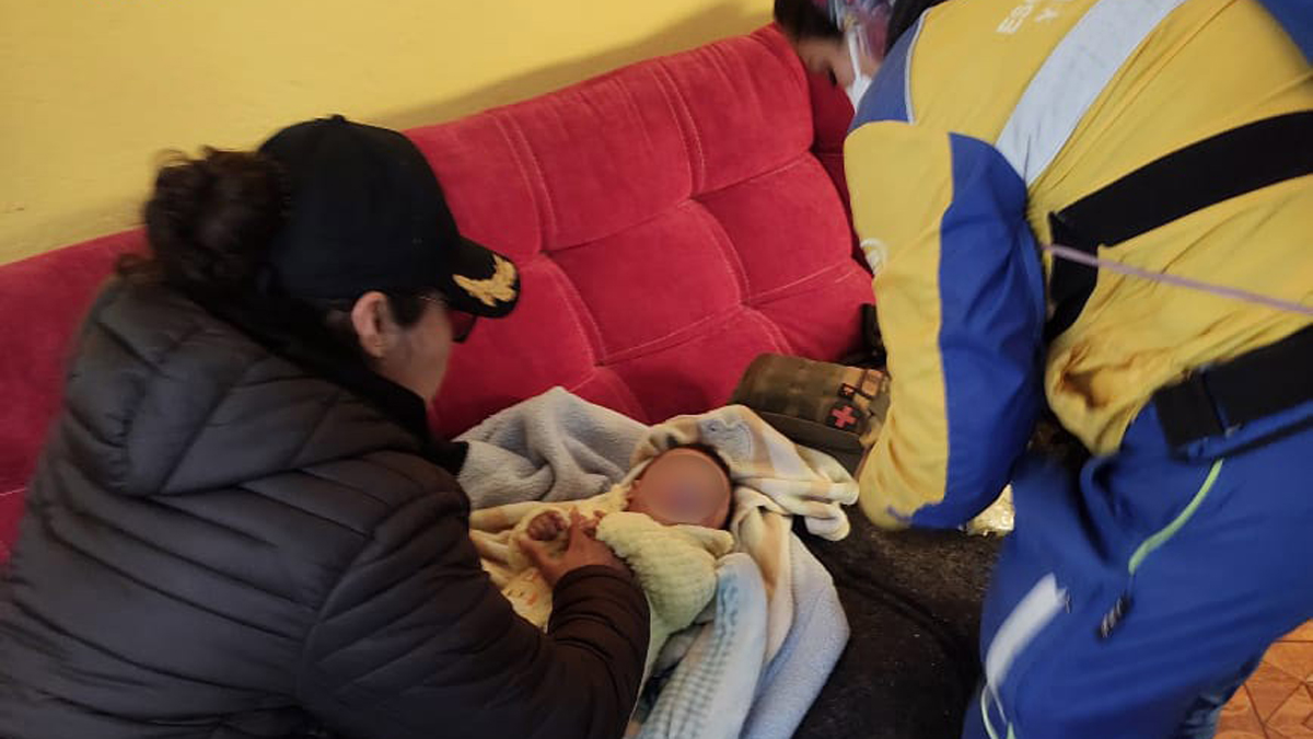 Abandonan a bebé en calles de la Venustiano Carranza