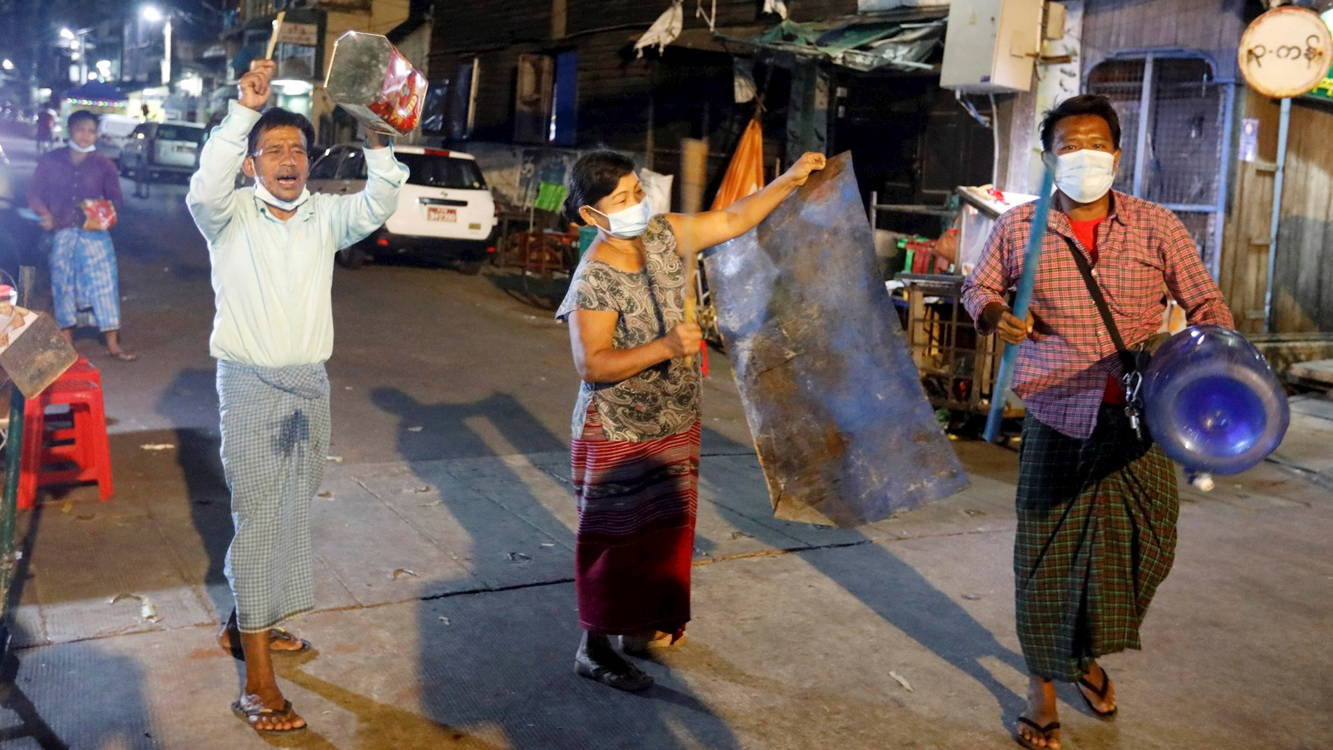 Junta militar en Birmania bloquea internet para frenar protestas - birmania-protestas-gobierno-golpe-de-estado