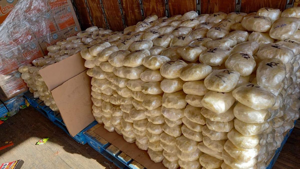 Incautan en Baja California 600 kilos de crystal empaquetados como dulces de tamarindo - cargamento-de-crystal
