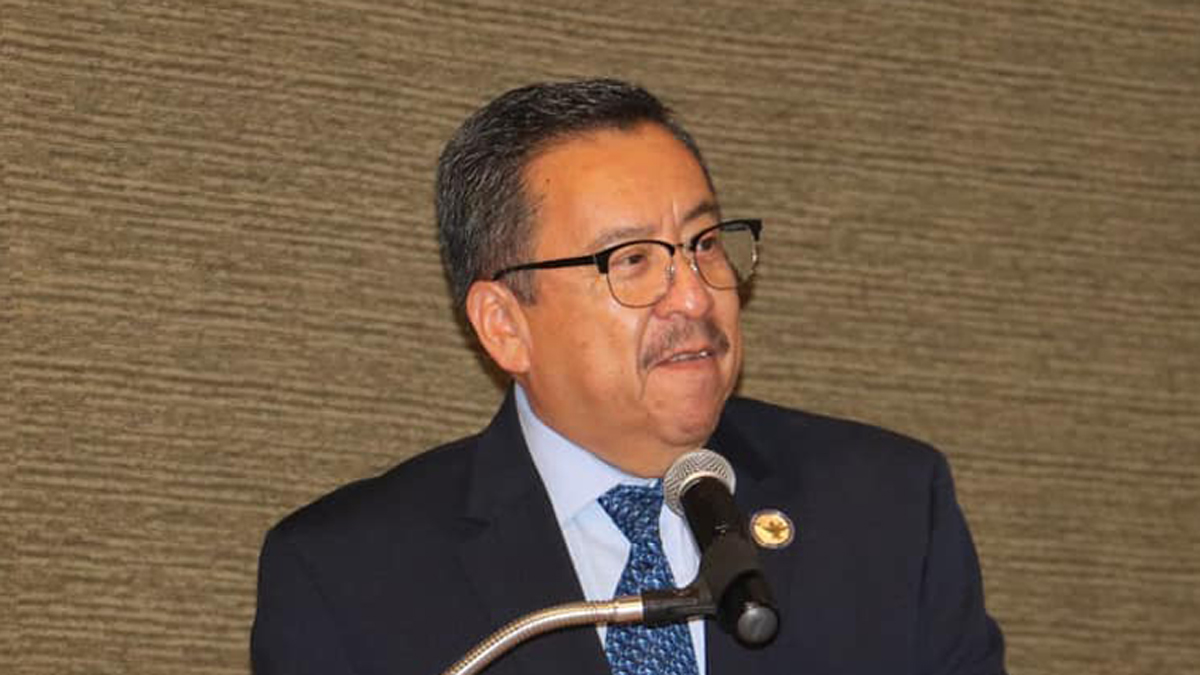 Cesan a funcionario de Salud del Edomex por asistir a Super Bowl LV