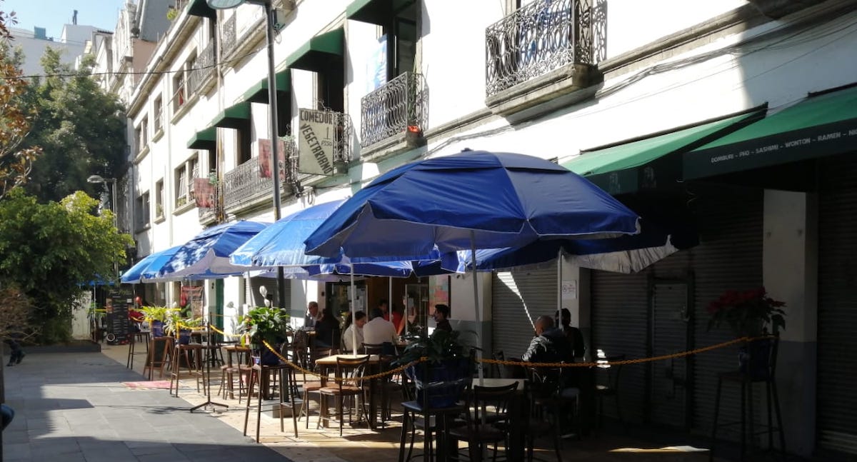 Seguirá CDMX, una semana más, en Semáforo Naranja por COVID-19; reabrirán cines y teatros Seguirá CDMX, una semana más, en Semáforo Naranja por COVID-19; reabrirán cines y teatros