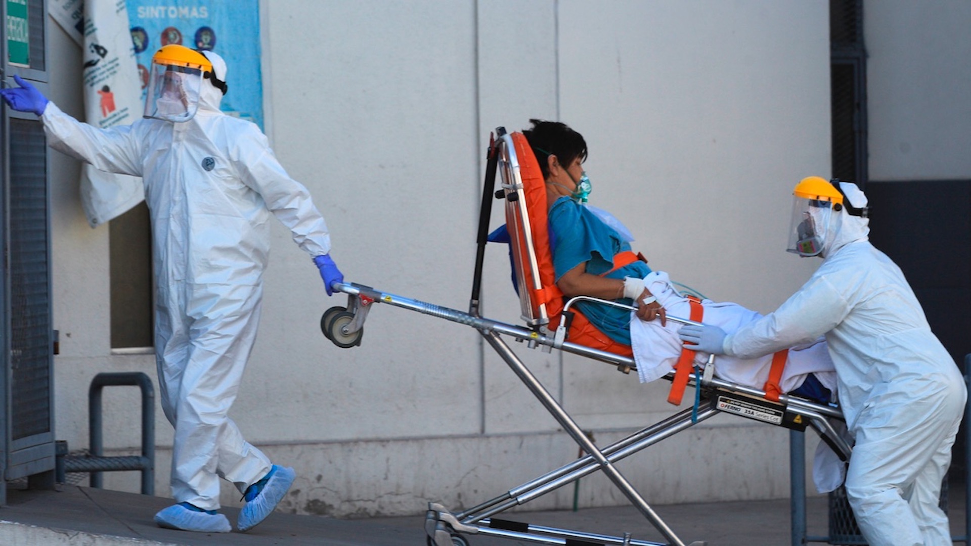 Nueva variante de COVID-19 causa 87 por ciento de los casos nuevos en México