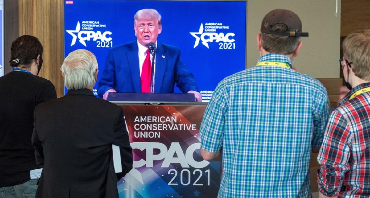 Reitera Donald Trump que fue víctima de fraude electoral