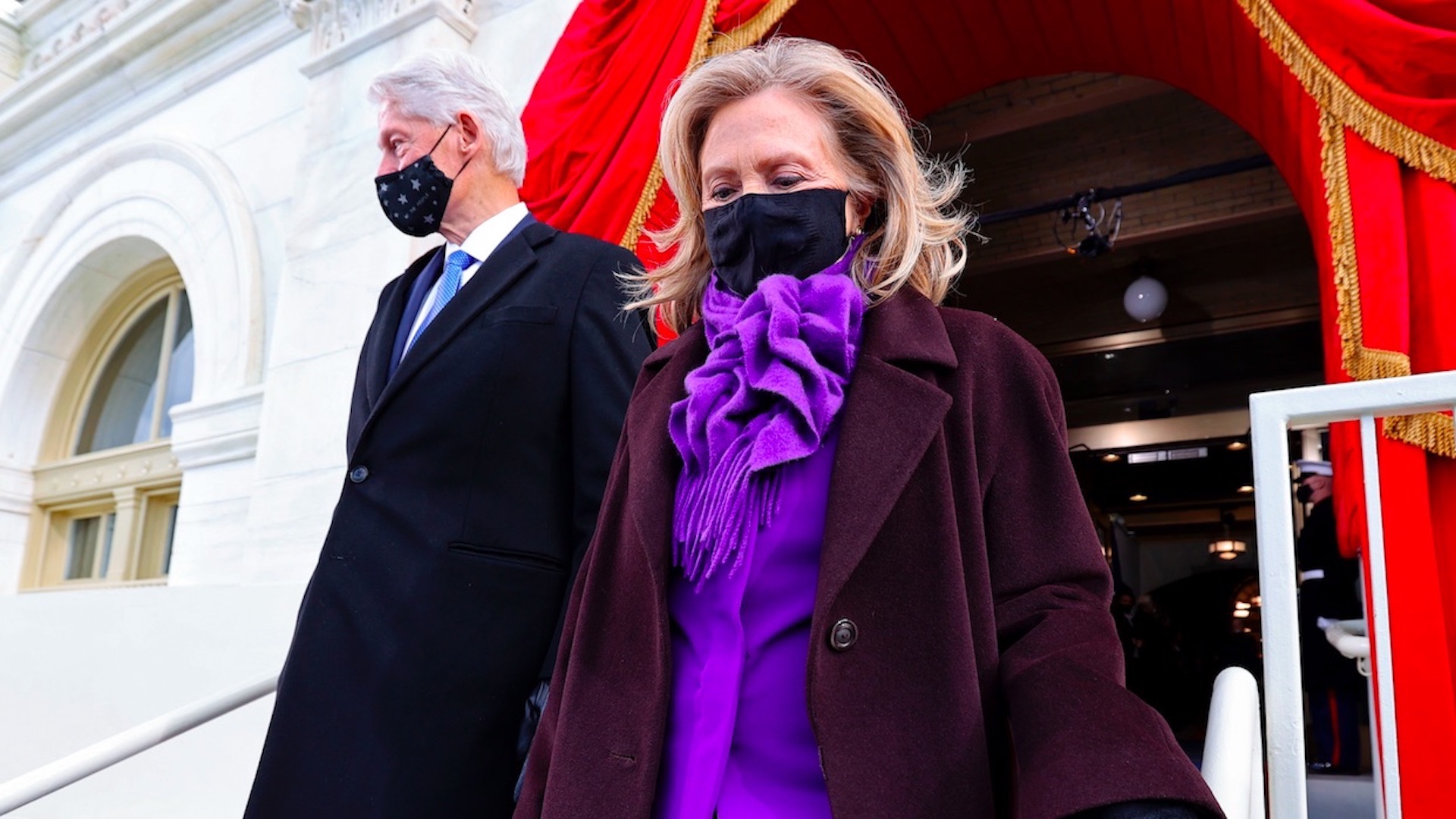 Hillary Clinton colaborará en libro político de ficción