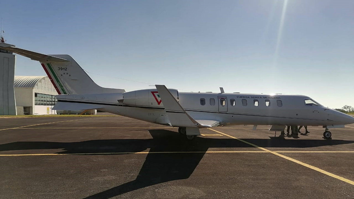 Se desploma LearJet de las Fuerza Aérea Mexicana en Veracruz; hay seis muertos - learjet-de-la-fam-antes-de-accidente-aereo
