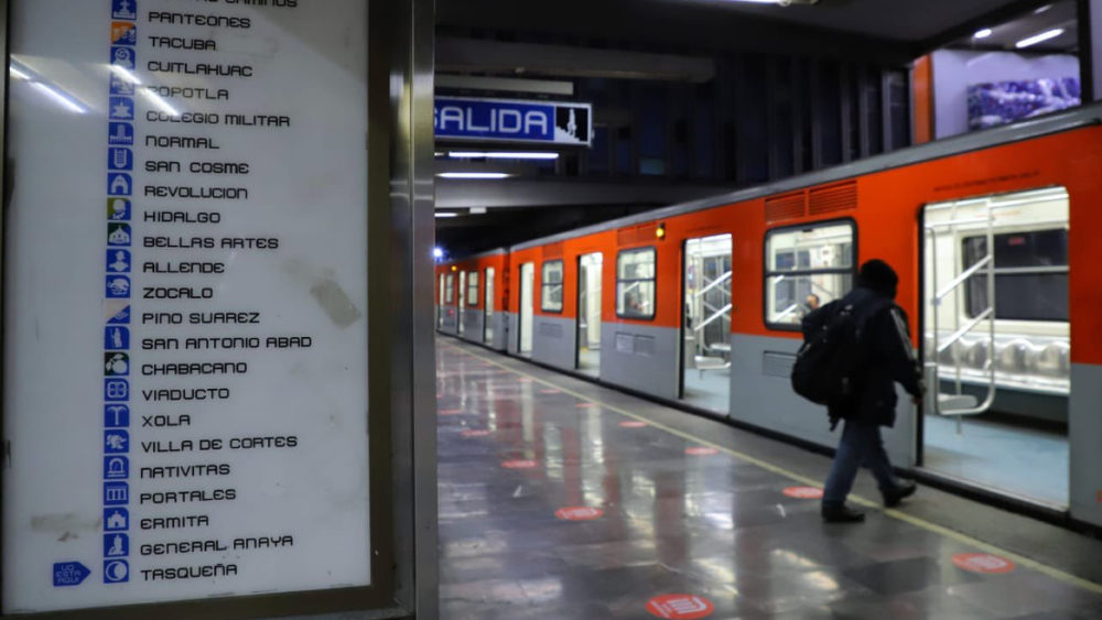 Metro reanuda servicio en toda la Línea 2 tras cortocircuito Metro reanuda servicio en toda la Línea 2 tras cortocircuito