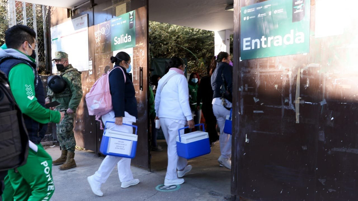 Atribuye Sheinbaum retrasos en unidades de vacunación a tardanza en llegada de vacunas y personal sanitario Atribuye Sheinbaum retrasos en unidades de vacunación a tardanza en llegada de vacunas y personal sanitario