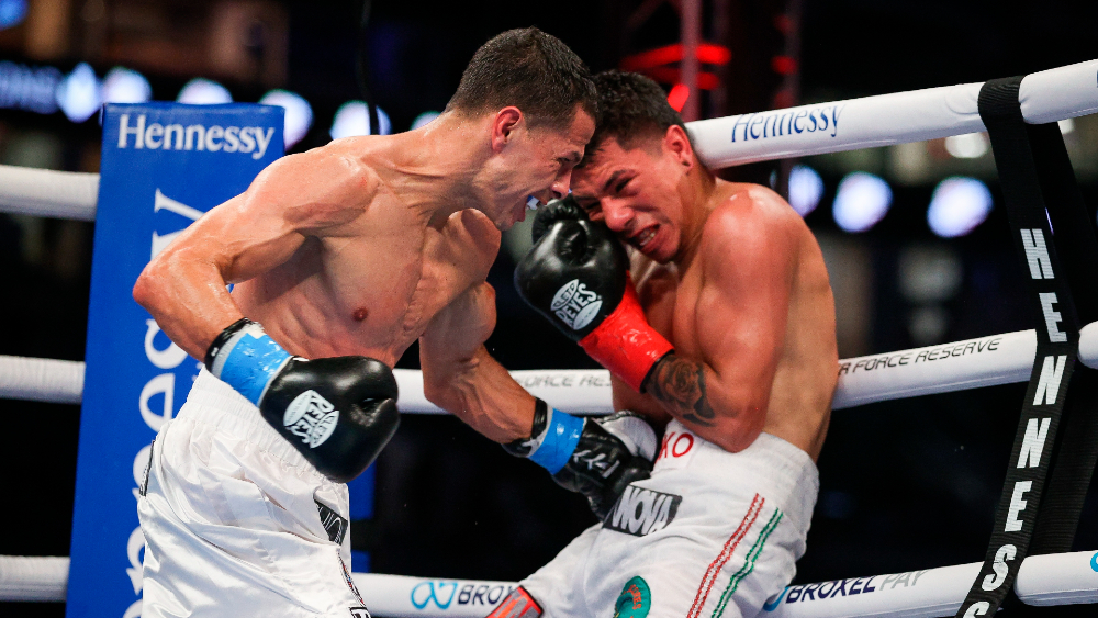 Puertorriqueño Arroyo vence a Rodríguez y gana el título interino del CMB
