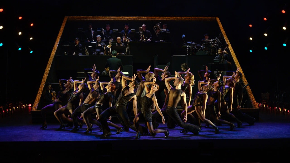 Abrir los teatros al 20 por ciento de aforo no es suficiente: Morris Gilbert