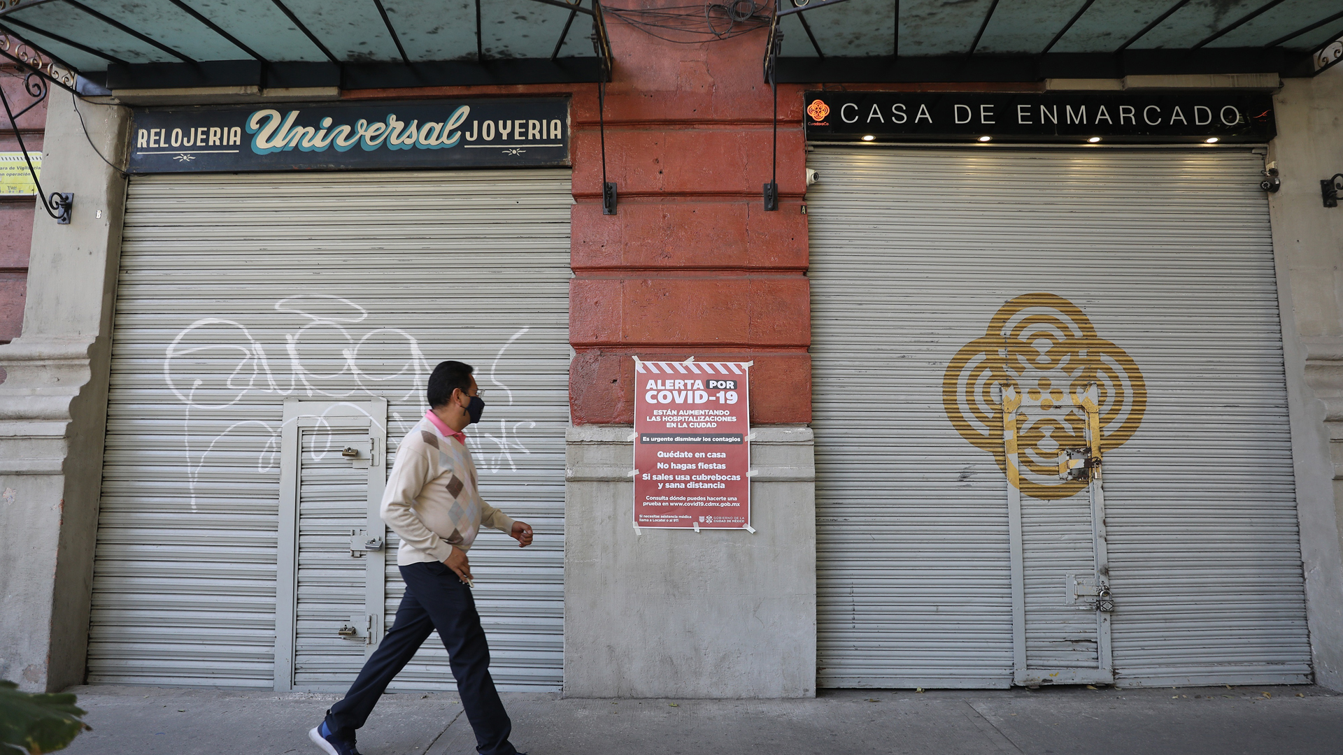 Pandemia de COVID-19 obligó al cierre de un millón de negocios en México durante 2020