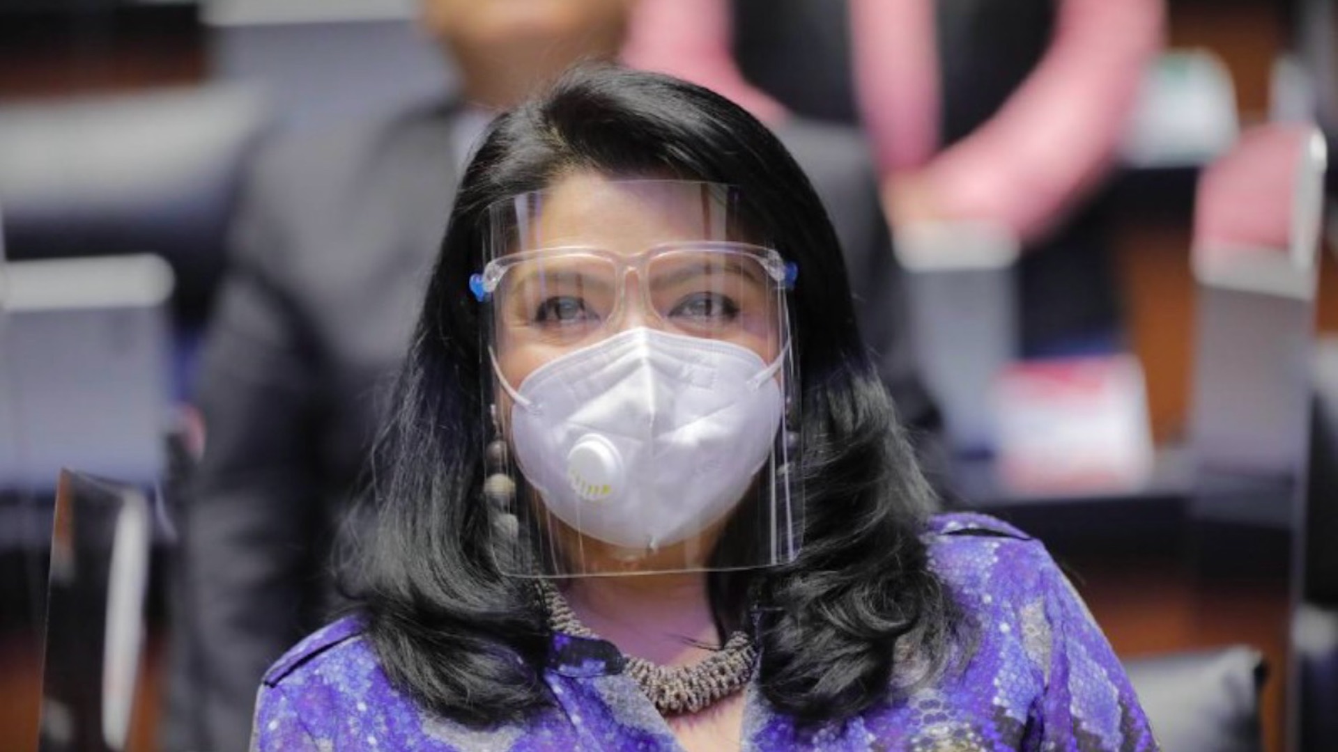 Tras revés a Salgado Macedonio, Nestora Salgado levanta la mano a candidatura al Gobierno de Guerrero