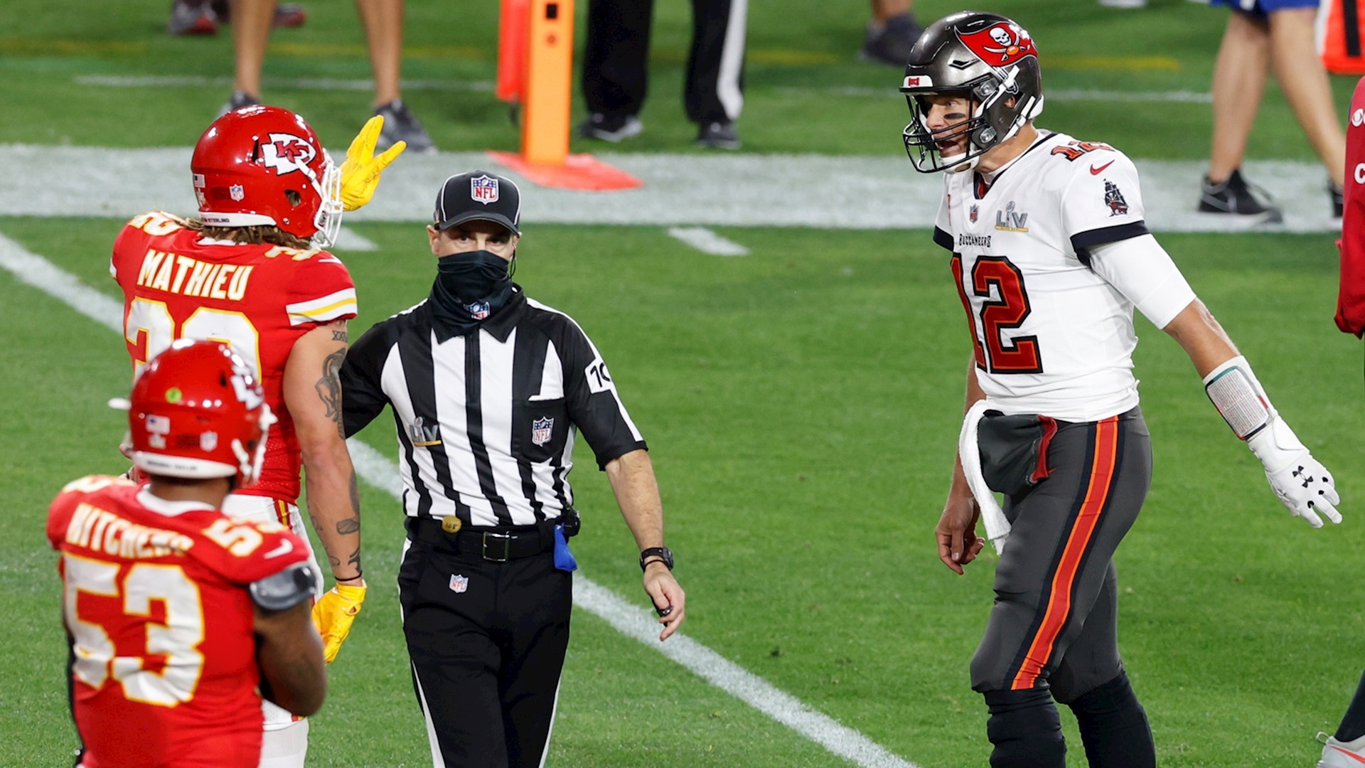 Tom Brady ofrece disculpas por insultar a jugador de Chiefs durante el Super Bowl