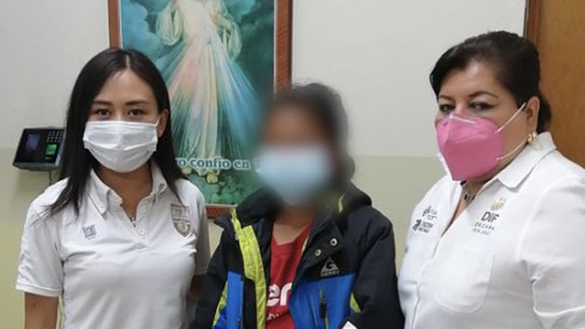 INM ayuda a cuatro niños hondureños a reencontrarse con su familia - nina-reunificada-con-sus-padres-tras-perderlos-en-viaje-en-tren