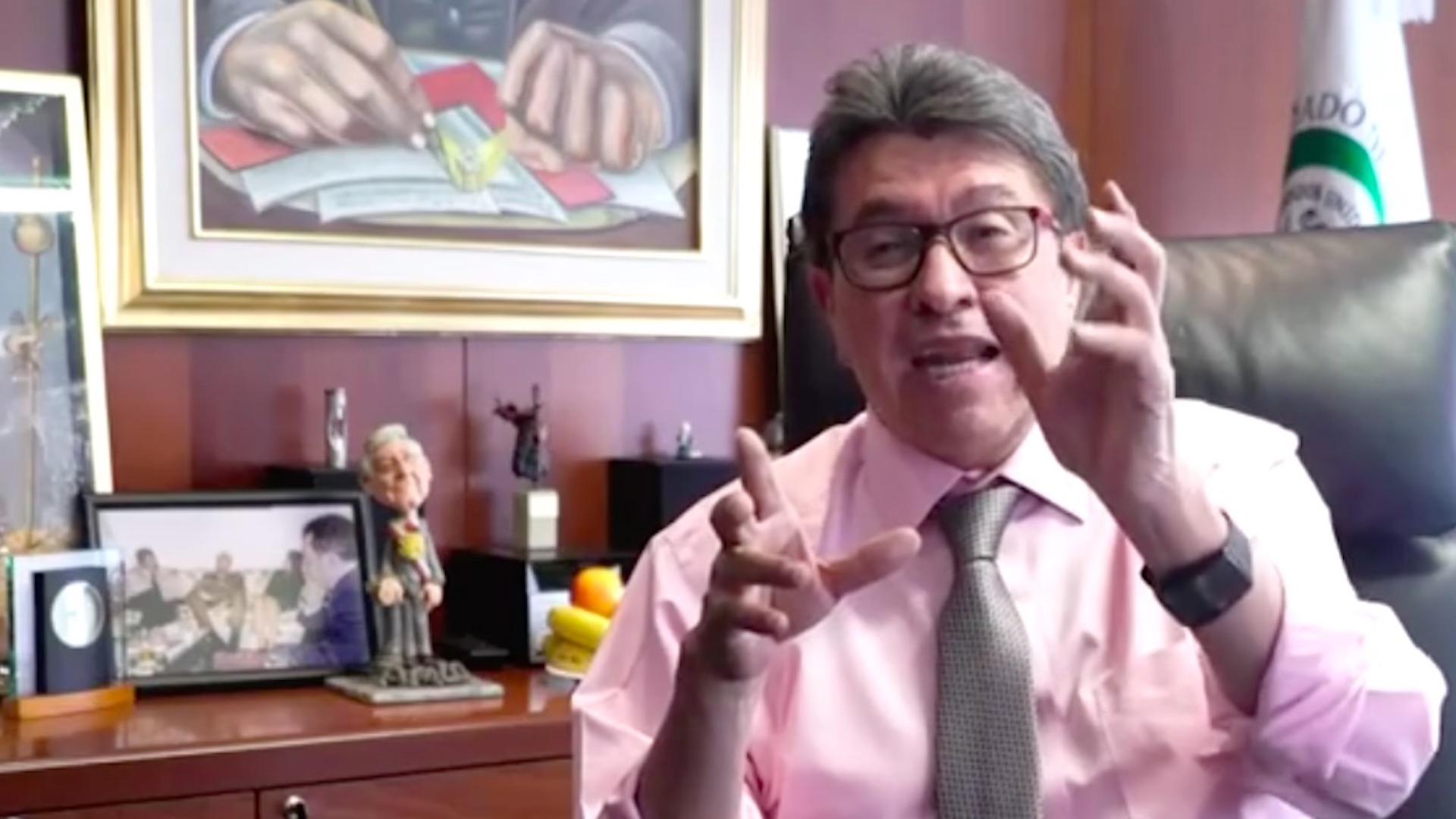 Monreal recibirá opiniones sobre iniciativa para regular redes sociales