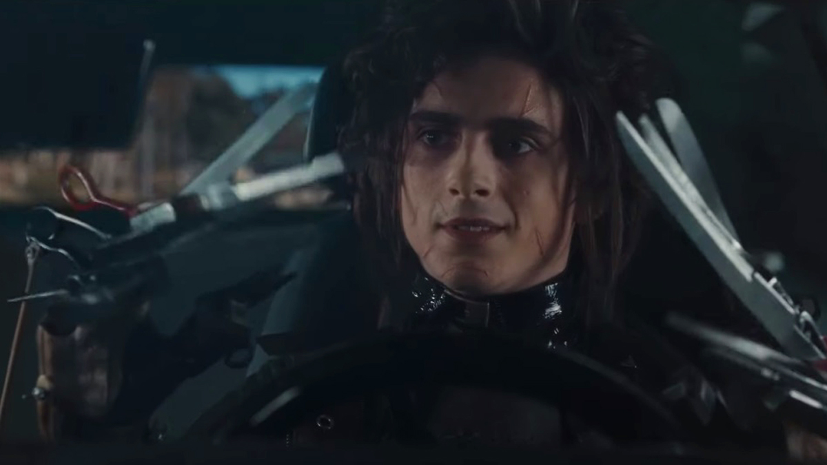 #Video Timothée Chalamet se convierte en hijo del ‘Joven manos de tijeras’ para el Super Bowl LV