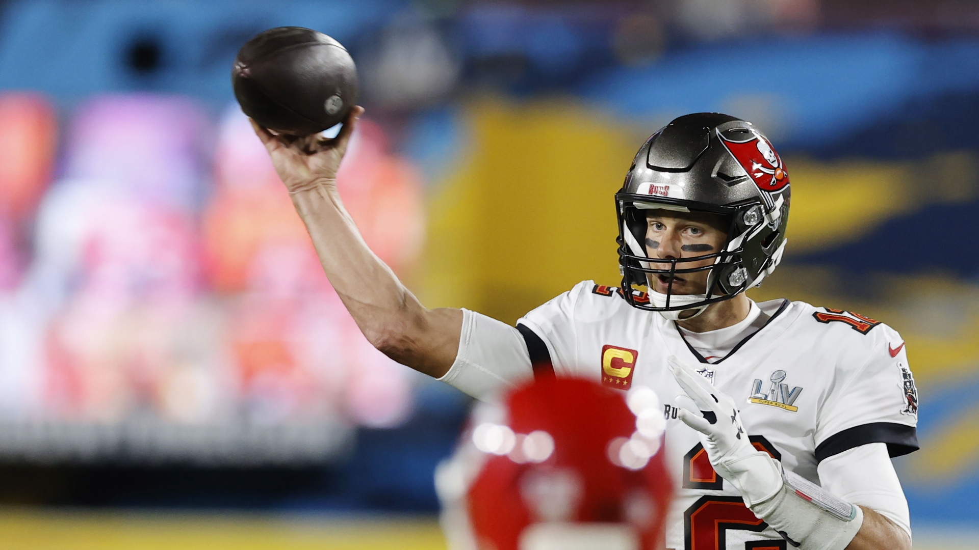 Tom Brady ofrece disculpas por insultar a jugador de Chiefs durante el Super Bowl - tom-brady-tampa-bay