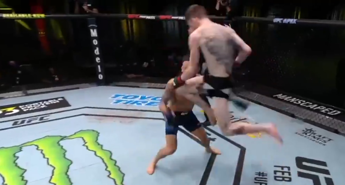 #Video El rodillazo de Cory Sandhagen que podría ser el KO del año en la UFC