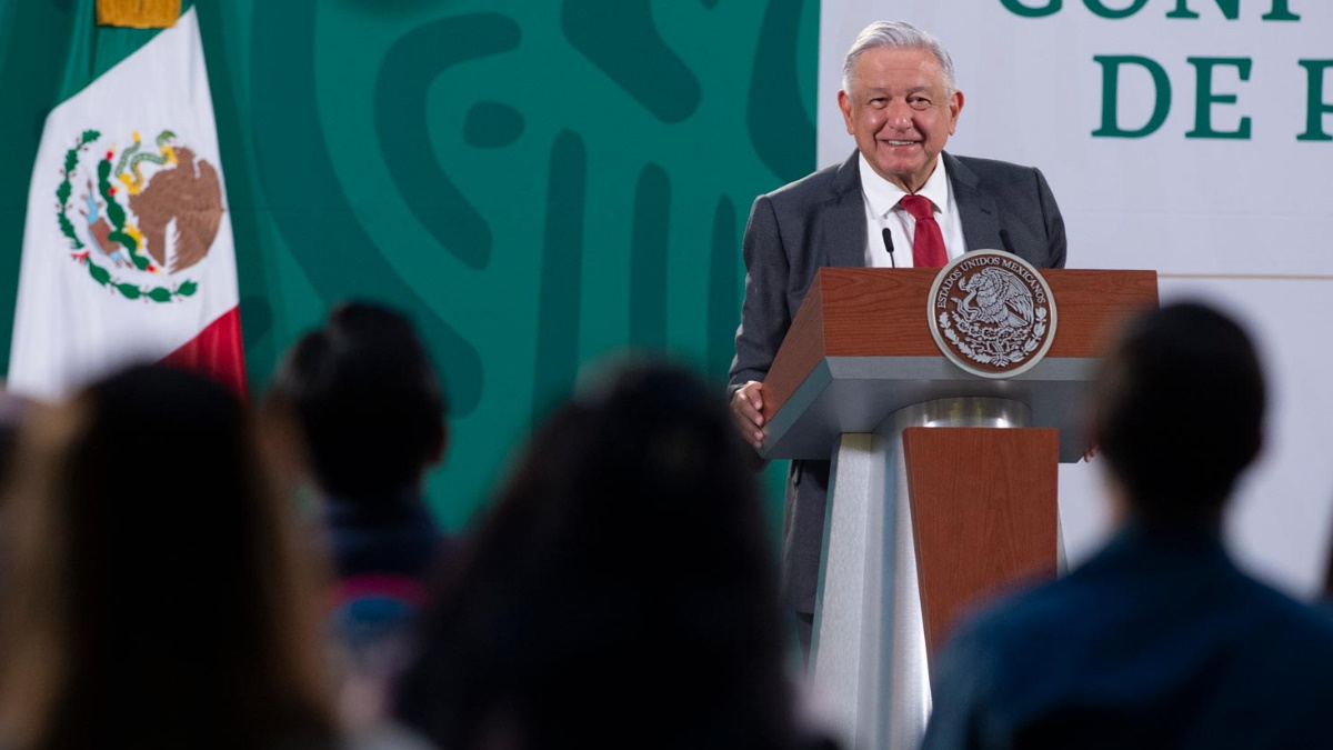 López Obrador no podrá difundir propaganda en las “mañaneras” durante proceso electoral, determina el Tribunal Electoral