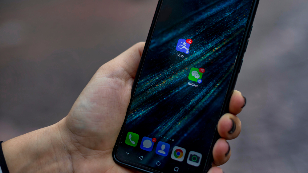 China lanza un certificado digital de vacunación para viajar al extranjero