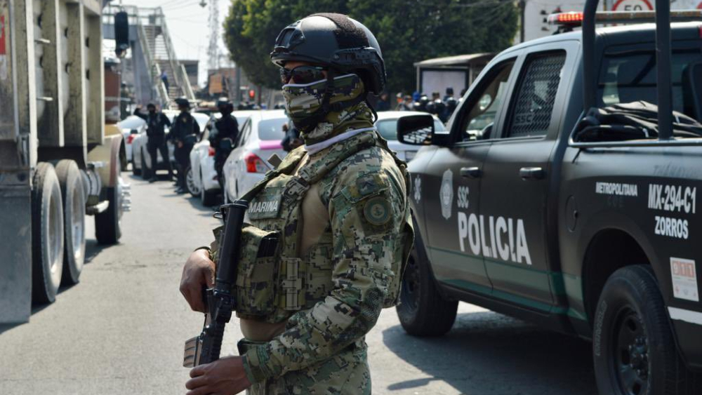 Tras cateos, aseguran en CDMX 32 kilos de cocaína y ocho millones de pesos