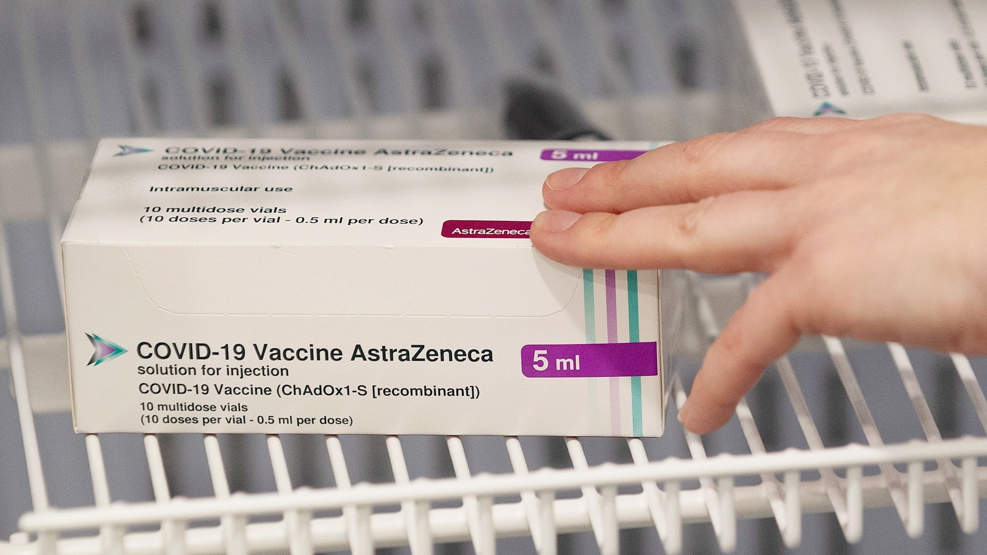 Dudas con AstraZeneca siembran el miedo por la vacunación en America